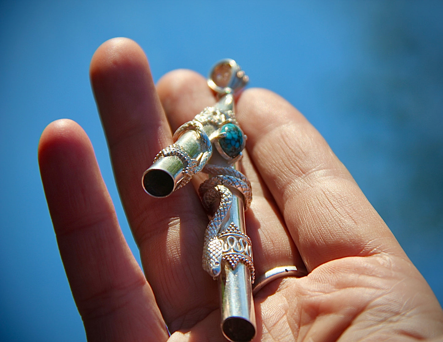 Turquoise Serpent alchemy w / wooden box
