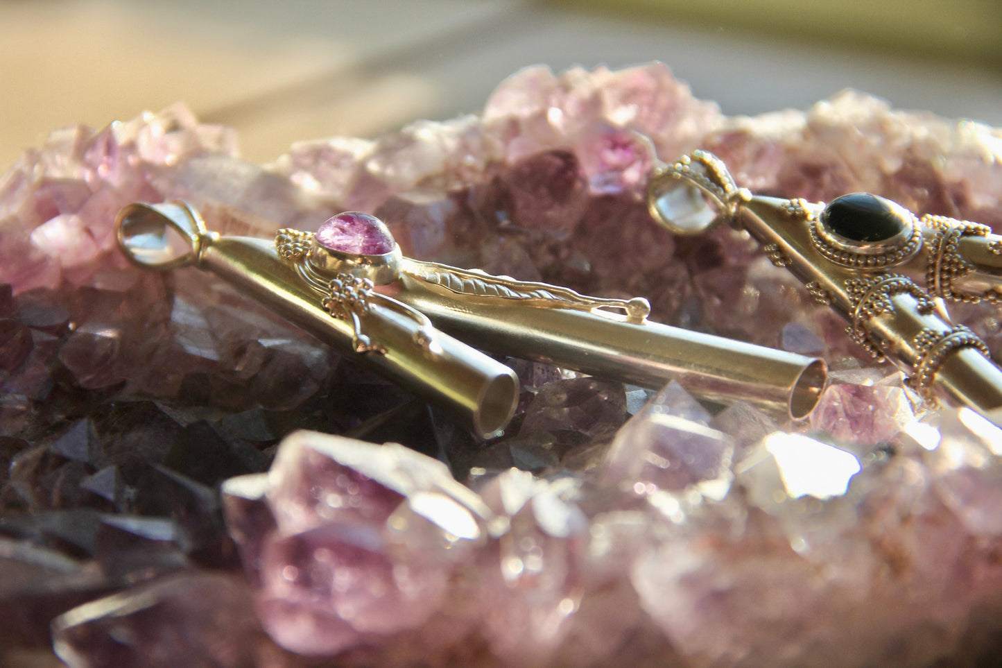 Amethyst Elf w/ wooden box