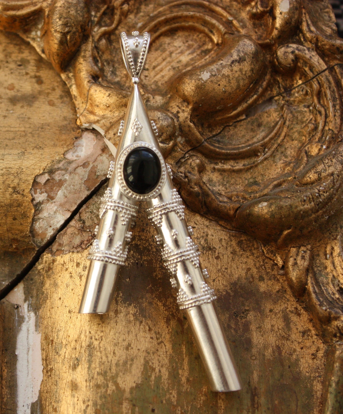Onyx Silver Kuripe