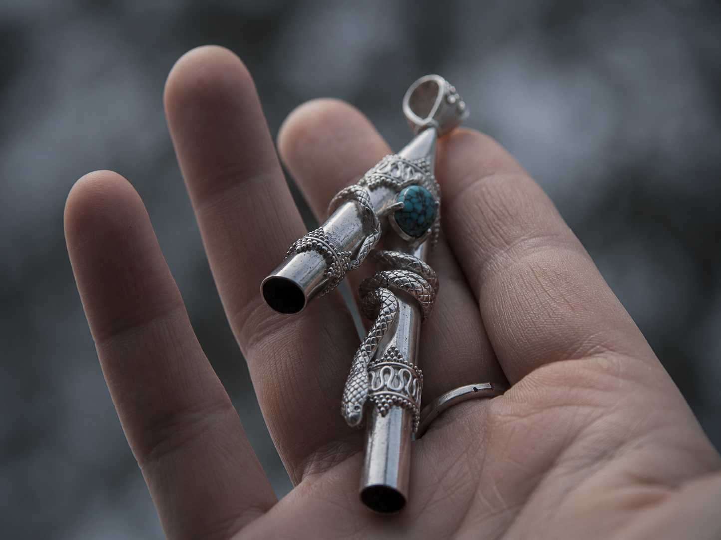 Turquoise Serpent alchemy w / wooden box