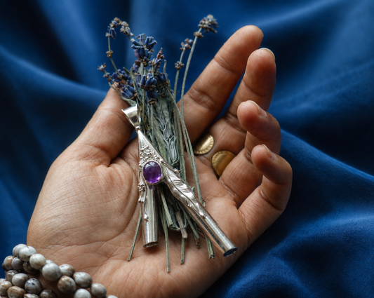 Amethyst Elf w/ wooden box