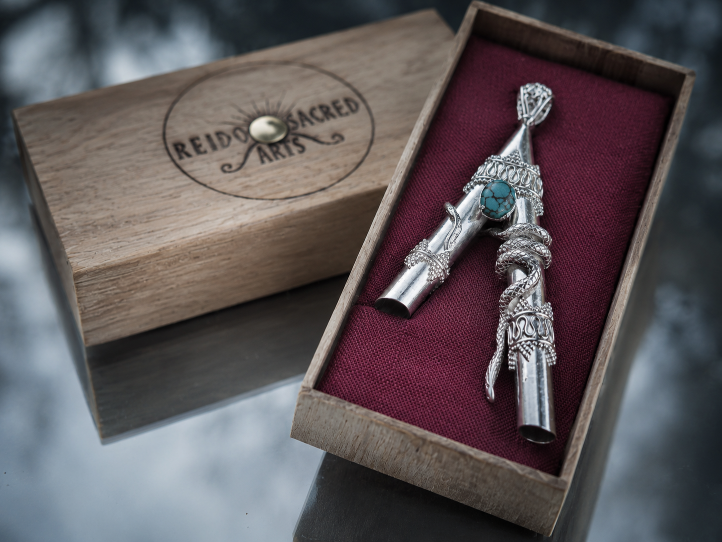 Turquoise Serpent alchemy w / wooden box