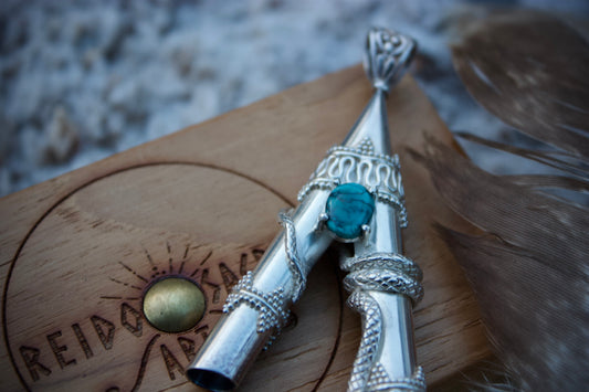 Turquoise Serpent alchemy w / wooden box