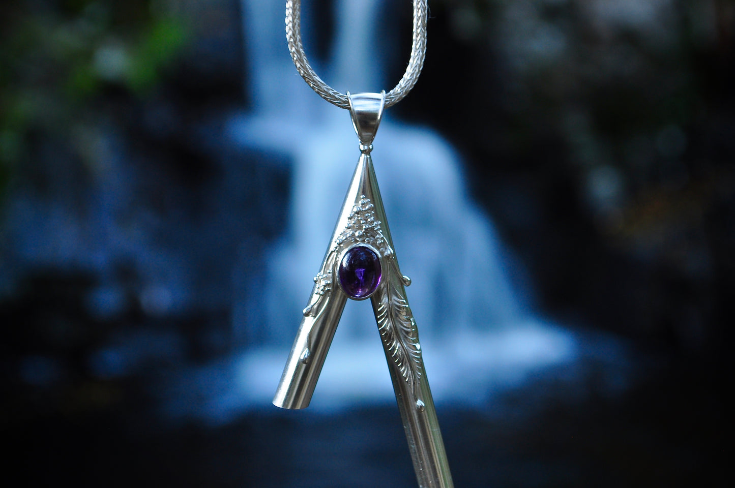 Amethyst Elf w/ wooden box