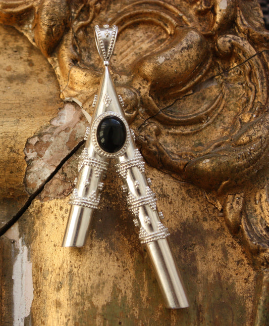 Onyx Silver Kuripe